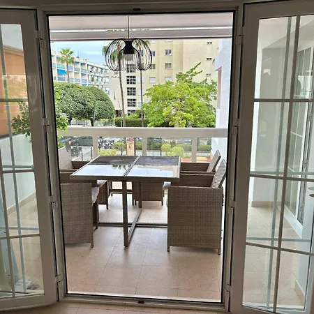 Apartment Beachside - 1 Min Walk To Marbella